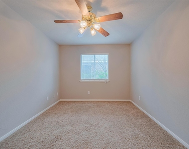 17323 Thicket Hollow Lane - Photo Thumbnail 30