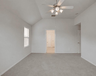 24511 Hampton Lakes Dr - Photo Thumbnail 19