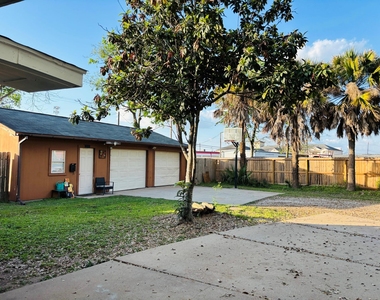 4901 Timber Lane - Photo Thumbnail 31
