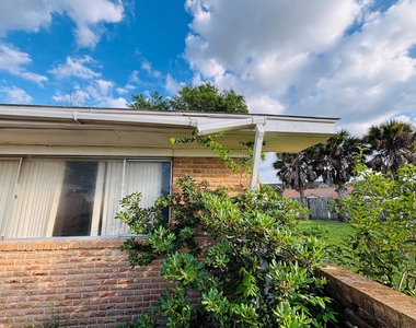 4901 Timber Lane - Photo Thumbnail 26