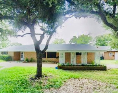 4901 Timber Lane - Photo Thumbnail 27