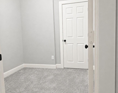 9134 Freeland Street - Photo Thumbnail 14