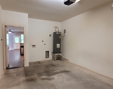 134 Artesian Way - Photo Thumbnail 7