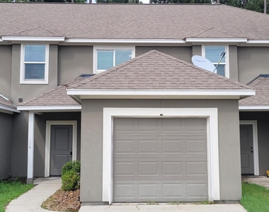 134 Artesian Way - Photo Thumbnail 2