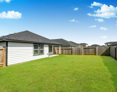 4243 Bromham Farms Drive - Photo Thumbnail 34