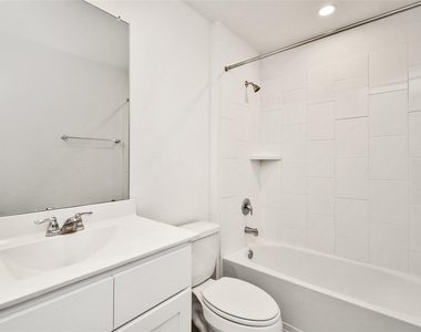 4243 Bromham Farms Drive - Photo Thumbnail 30