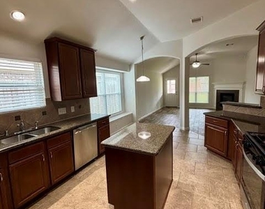 24127 Auburn Woods Court - Photo Thumbnail 11