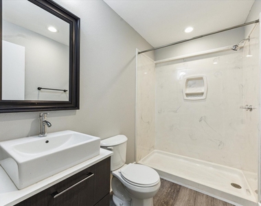 3618 Garrott Street - Photo Thumbnail 5