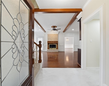 20719 Castle Bend Drive - Photo Thumbnail 4