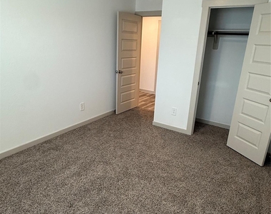 31306 Hexan Heights Lane - Photo Thumbnail 35