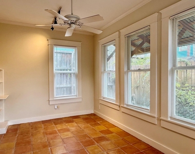 1322 Harvard Street - Photo Thumbnail 13