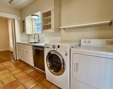 1322 Harvard Street - Photo Thumbnail 10
