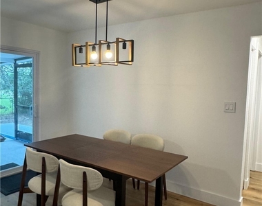 1864 Urbana Avenue - Photo Thumbnail 7