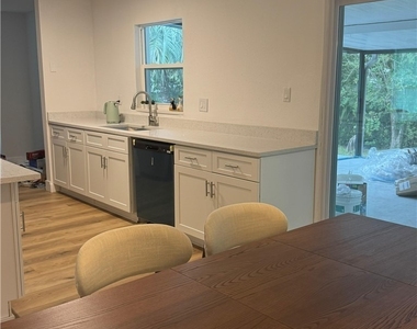 1864 Urbana Avenue - Photo Thumbnail 9