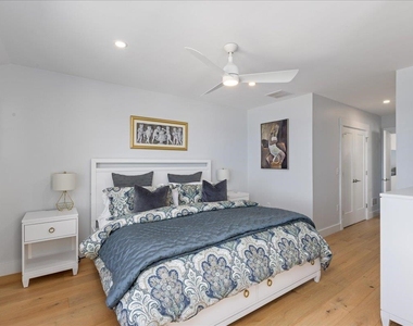 220 North End - Photo Thumbnail 30