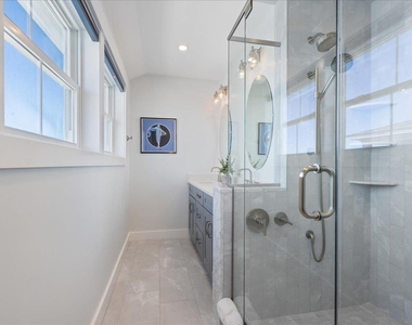 220 North End - Photo Thumbnail 34