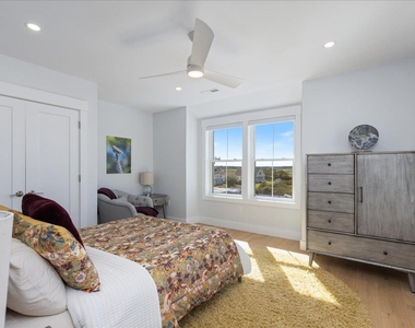 220 North End - Photo Thumbnail 24