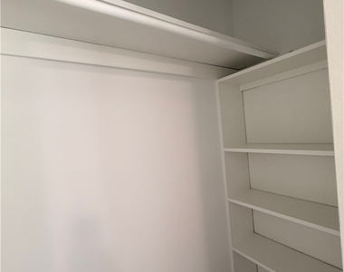 10621 Mcgregor Boulevard - Photo Thumbnail 10