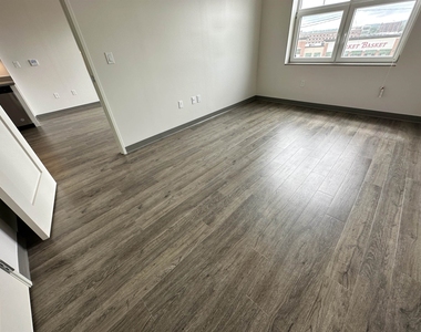 409 Elm - Photo Thumbnail 28