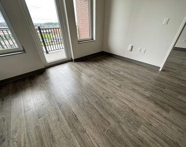 409 Elm - Photo Thumbnail 14