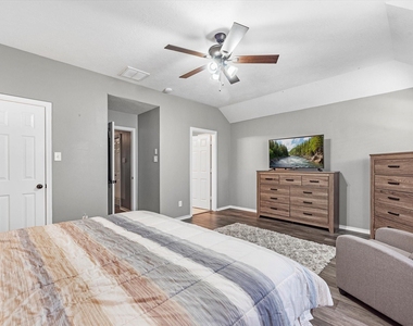 17531 Olympic Park Lane - Photo Thumbnail 14