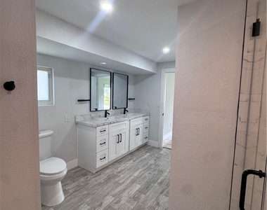 4102 Palm Tree Boulevard - Photo Thumbnail 21