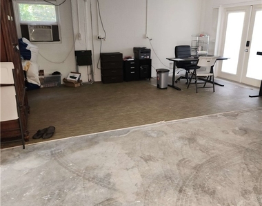 1337 Center Lane - Photo Thumbnail 31