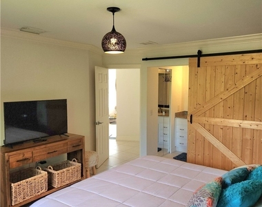 1337 Center Lane - Photo Thumbnail 13