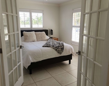 1337 Center Lane - Photo Thumbnail 18