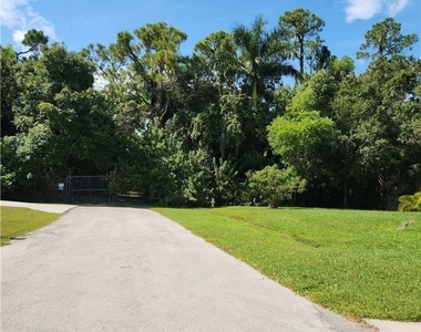 1337 Center Lane - Photo Thumbnail 42