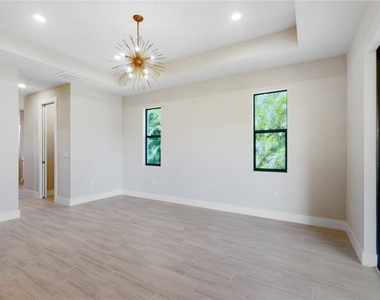3704 18th Street Sw - Photo Thumbnail 2