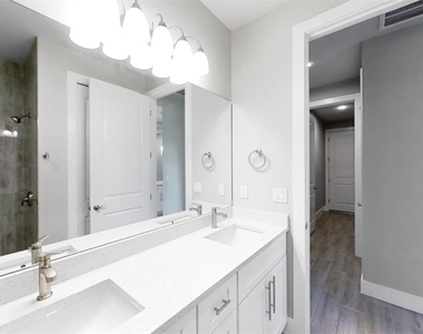 3704 18th Street Sw - Photo Thumbnail 17