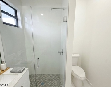 2418 Nw 25th Street - Photo Thumbnail 19