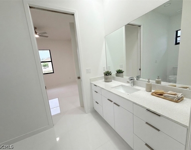 2418 Nw 25th Street - Photo Thumbnail 32