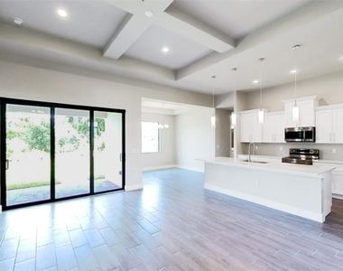 4006 19th Street Sw - Photo Thumbnail 1