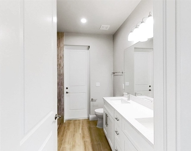 4006 19th Street Sw - Photo Thumbnail 16