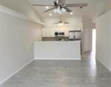 1218 Se 24th Avenue - Photo Thumbnail 5