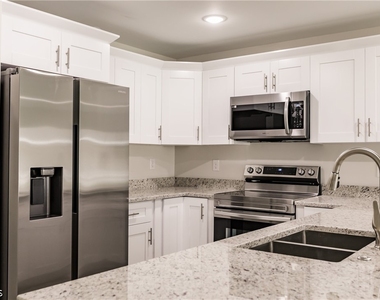 3844/3846 Kittyhawk Drive - Photo Thumbnail 5
