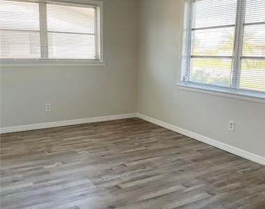 334 Palmetto Drive - Photo Thumbnail 10