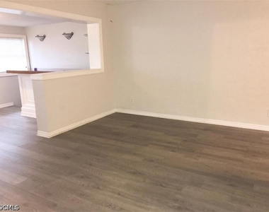 334 Palmetto Drive - Photo Thumbnail 5