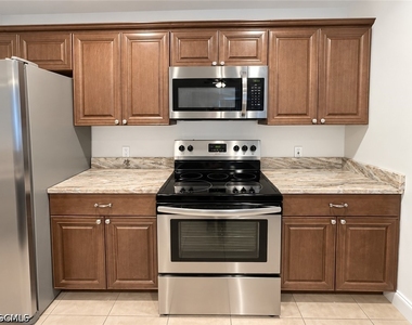 1310 Sw 7th Court - Photo Thumbnail 4
