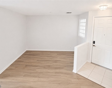 4112 Cherrybrook Loop - Photo Thumbnail 8