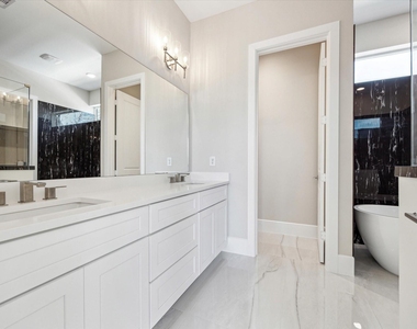 5613 Leonard Street - Photo Thumbnail 6