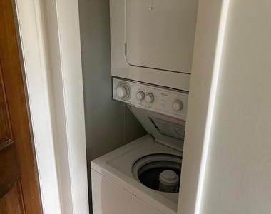 81 Portsmouth - Photo Thumbnail 8