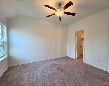 4826 Albany Ridge Lane - Photo Thumbnail 32