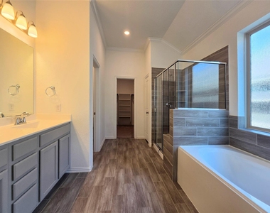 4826 Albany Ridge Lane - Photo Thumbnail 14