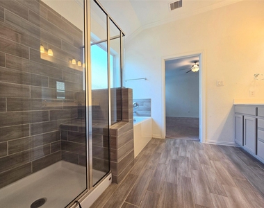4826 Albany Ridge Lane - Photo Thumbnail 17