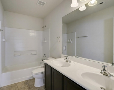 16617 Conner Creek Lane - Photo Thumbnail 23