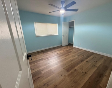 9438 Fuqua Street - Photo Thumbnail 15