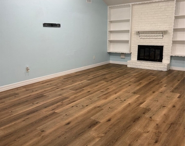 9438 Fuqua Street - Photo Thumbnail 2